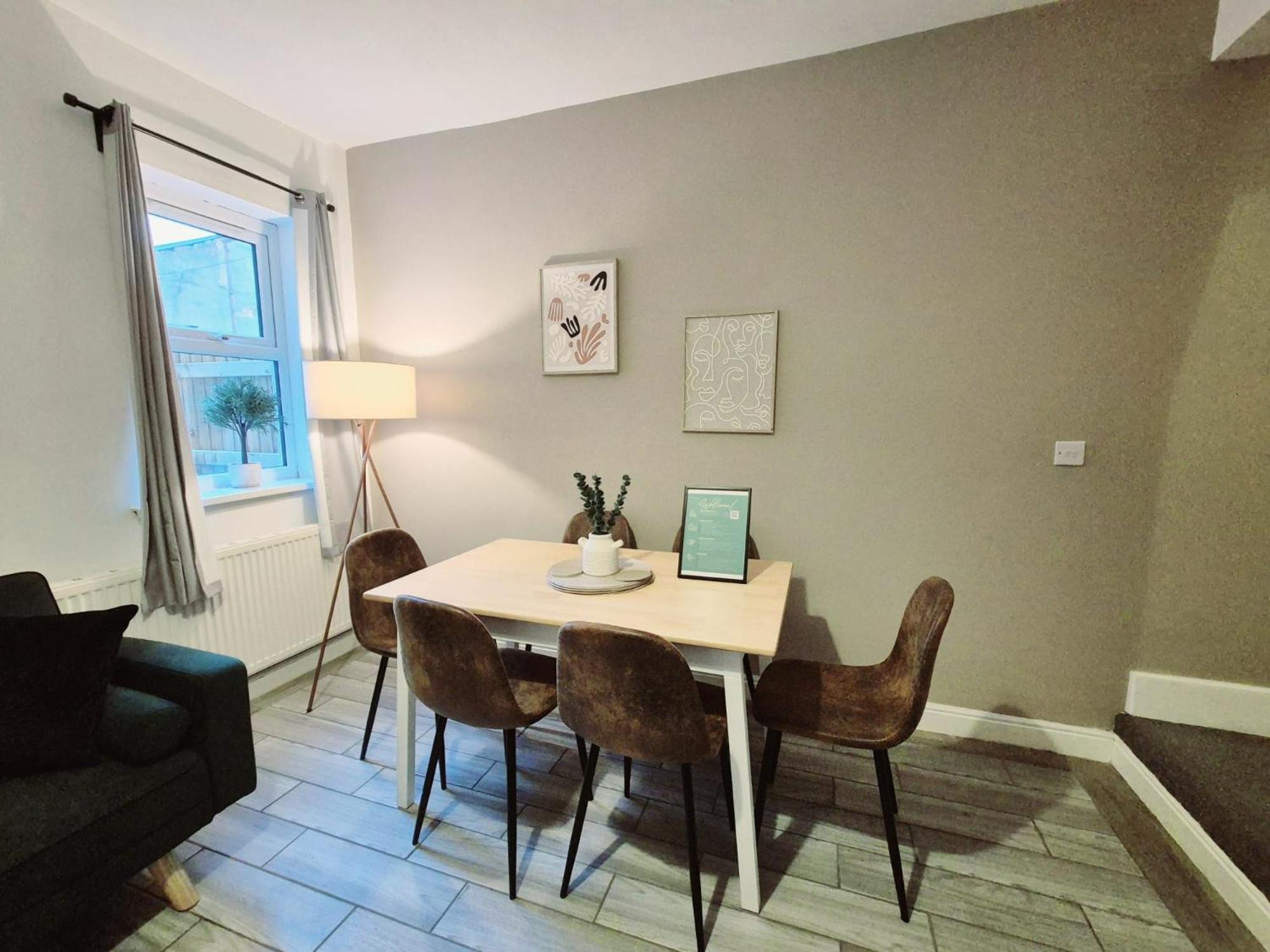 - Contractor & Long Term Holiday home